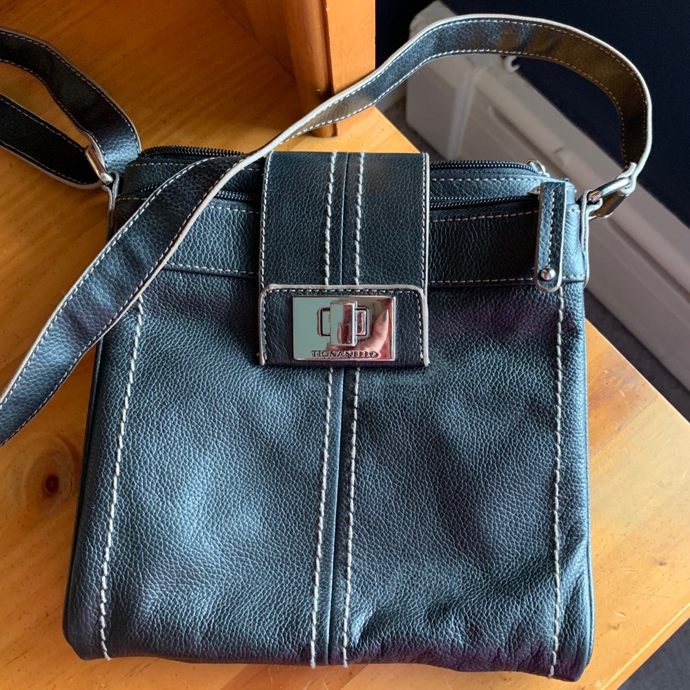 Designer Purses - Picture 3 of 3